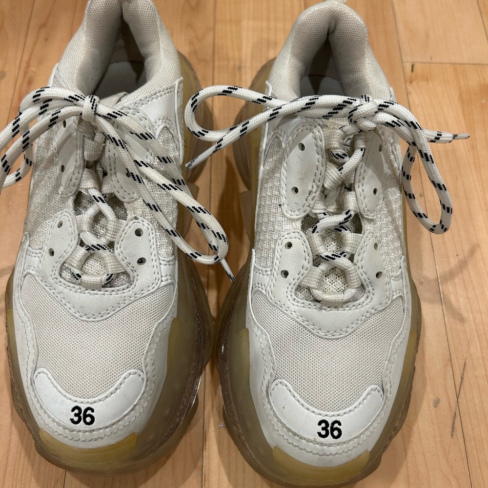 Balenciaga size 6 1/2